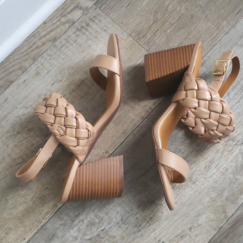 Qupid Sandals
